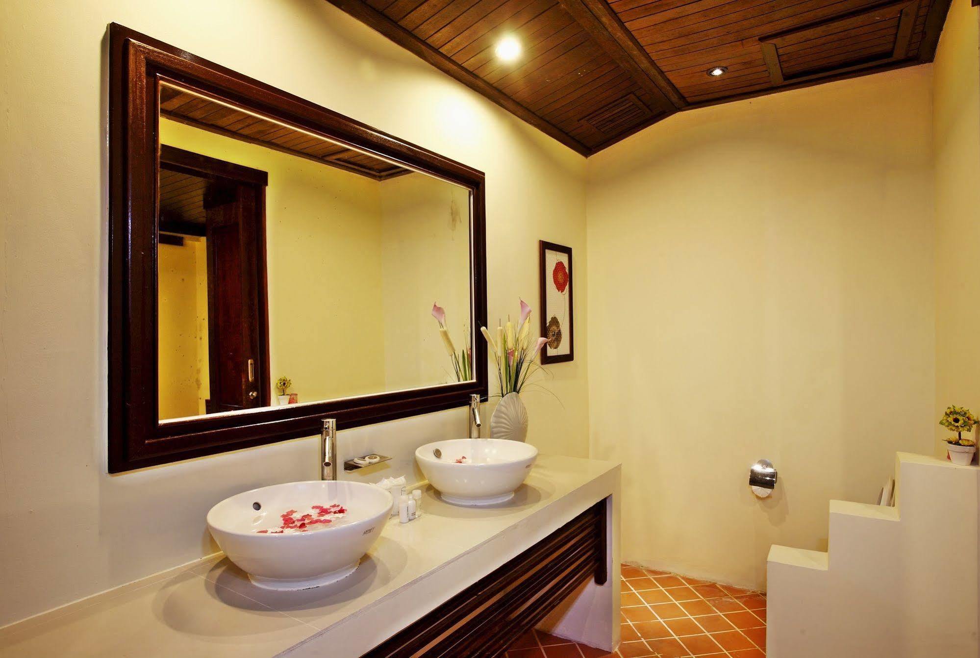 The Kara Pool Villa Nai Yang Beach Kültér fotó